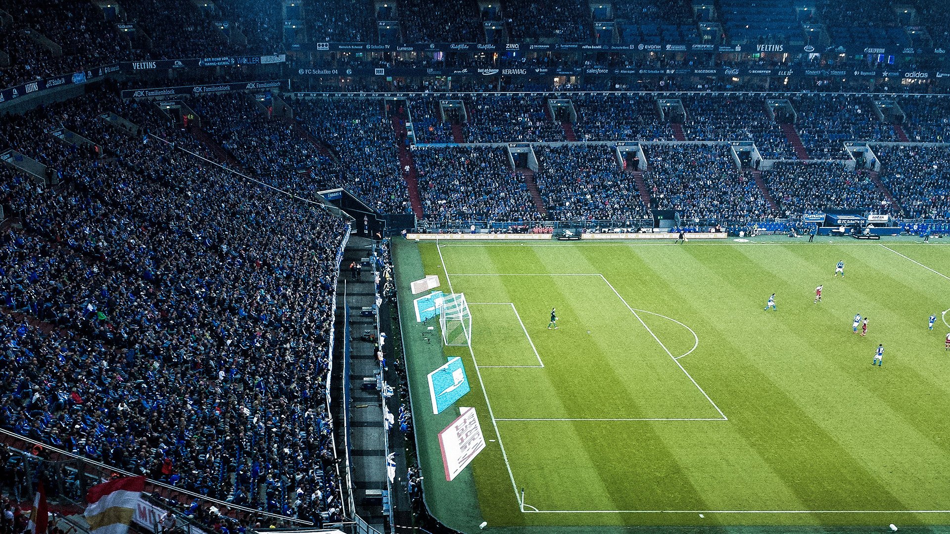 《【行业动向】跨界融合，电竞与综艺娱乐联手拓展新空间》，电竞跨界营销